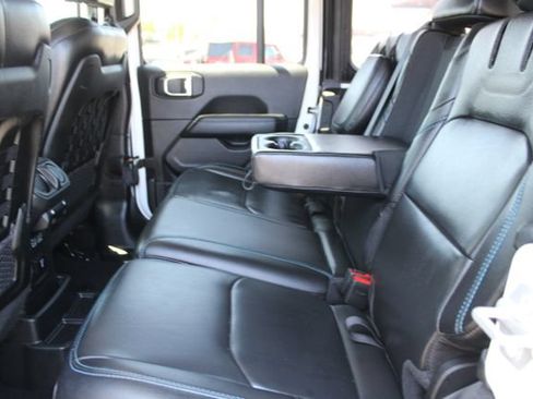 Used 2021 Jeep Wrangler Unlimited Rubicon 4xe w/ Cold Weather Group AWD/4WD image 47