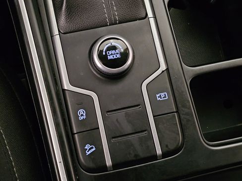 Used 2022 Kia Sorento LX FWD image 18