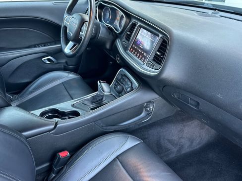 Used 2018 Dodge Challenger SXT Plus RWD image 15