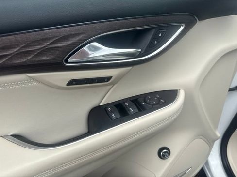 Used 2023 Buick Envision Avenir AWD/4WD image 16