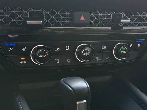 Used 2023 Honda Accord Touring image 12