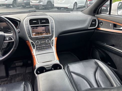 Used 2019 Lincoln Nautilus Reserve AWD/4WD image 30