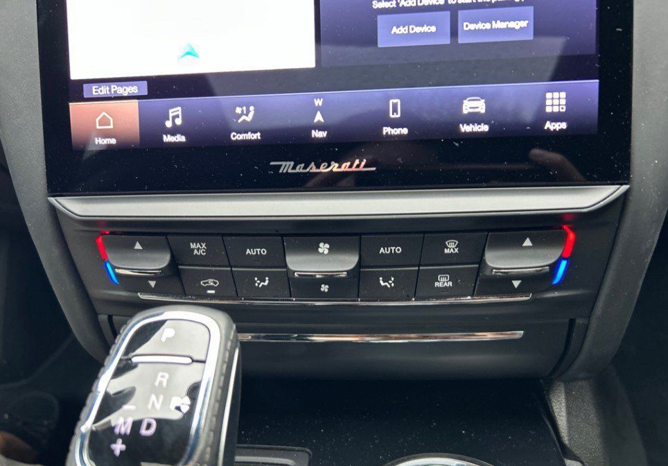 Used 2024 Maserati Quattroporte Modena Ultima Q4 AWD/4WD image 17