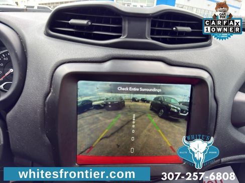 Used 2023 Jeep Renegade Latitude AWD/4WD image 20