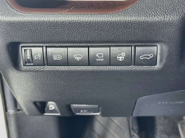 Certified 2021 Toyota RAV4 Limited AWD/4WD image 11