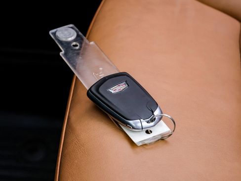 Used 2020 Cadillac XT4 Premium Luxury w/ Enhanced Visibility Package image 63