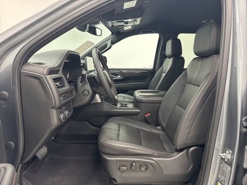 Used 2022 Chevrolet Tahoe RST w/ Luxury Package image 24