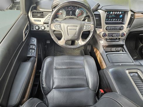 Used 2018 GMC Yukon XL Denali w/ Open Road Package image 15
