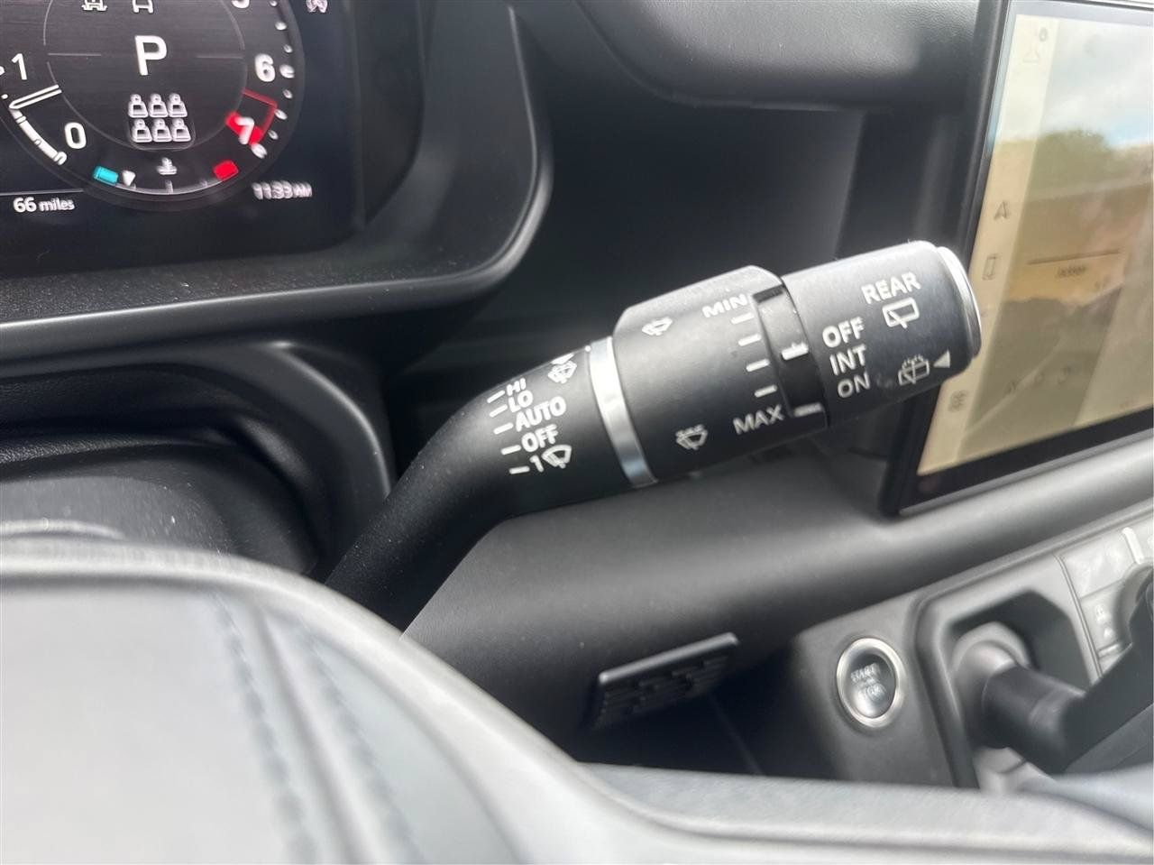 Used 2023 Land Rover Defender 130 X AWD/4WD image 20