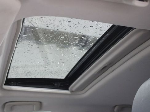 Used 2019 Mitsubishi Outlander SE image 28