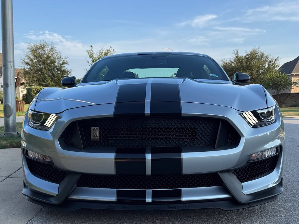 Used 2020 Ford Mustang Shelby GT350 w/ Technology Package RWD image 4