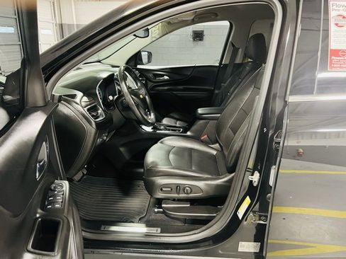 Used 2020 Chevrolet Equinox Premier image 19