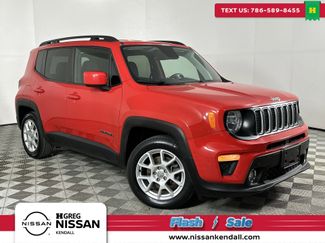 Used 2019 Jeep Renegade Latitude w/ Cold Weather Group image 1