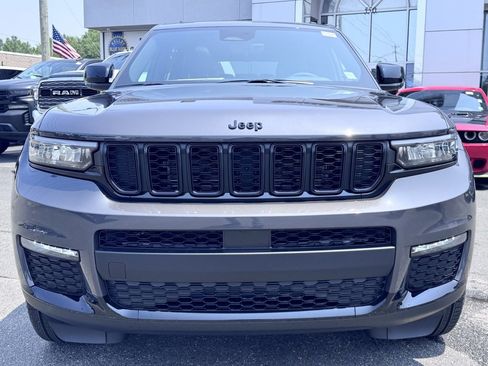 New 2025 Jeep Grand Cherokee L Limited w/ Black Appearance Package image 2