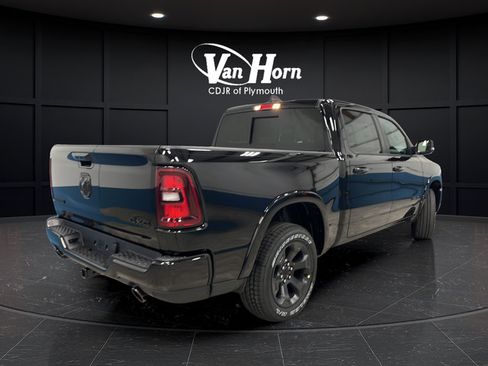 New 2026 RAM 1500 4x4 Crew Cab image 7