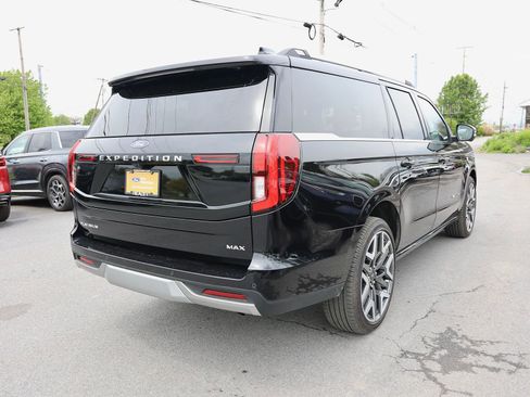 Certified 2025 Ford Expedition Max Platinum w/ Platinum Ultimate Package AWD/4WD image 7