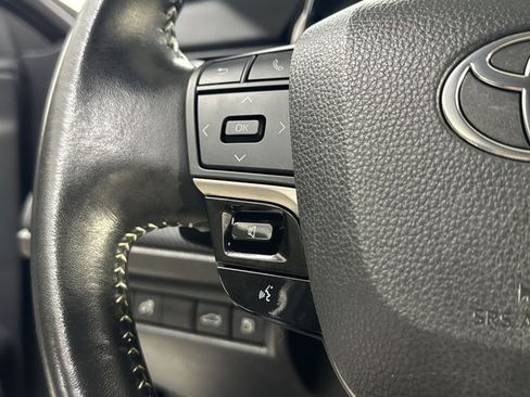 Used 2025 Toyota Camry SE w/ Convenience Package AWD/4WD image 45