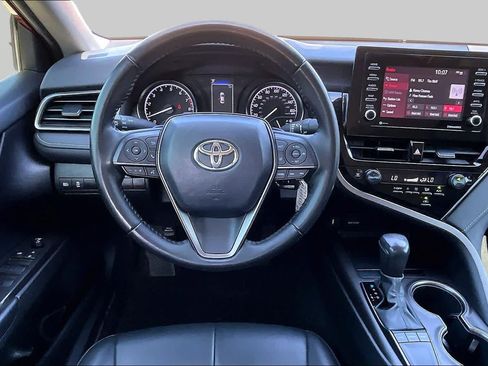 Used 2023 Toyota Camry SE FWD image 6