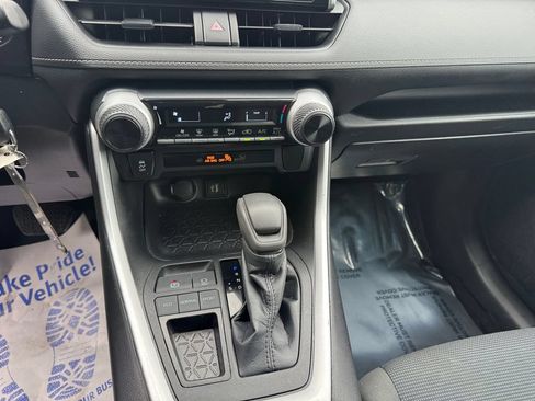 Used 2023 Toyota RAV4 LE FWD image 11