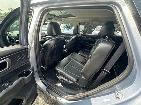 Used 2024 Kia Sorento S w/ Panoramic Sunroof Package AWD/4WD image 23