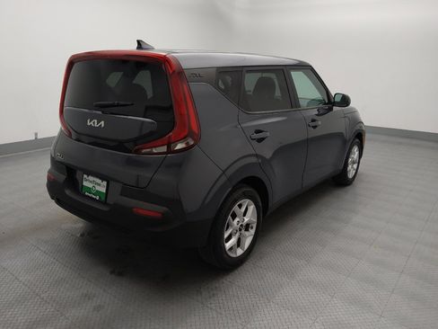 Used 2022 Kia Soul LX w/ Technology Package FWD image 9