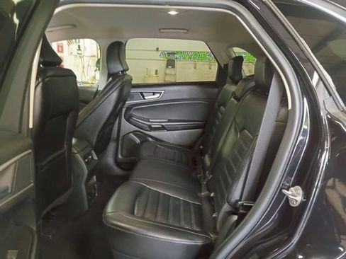 Used 2024 Ford Edge SEL w/ Convenience Package AWD/4WD image 9