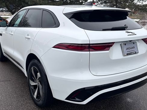 Certified 2025 Jaguar F-PACE R-Dynamic S AWD/4WD image 2
