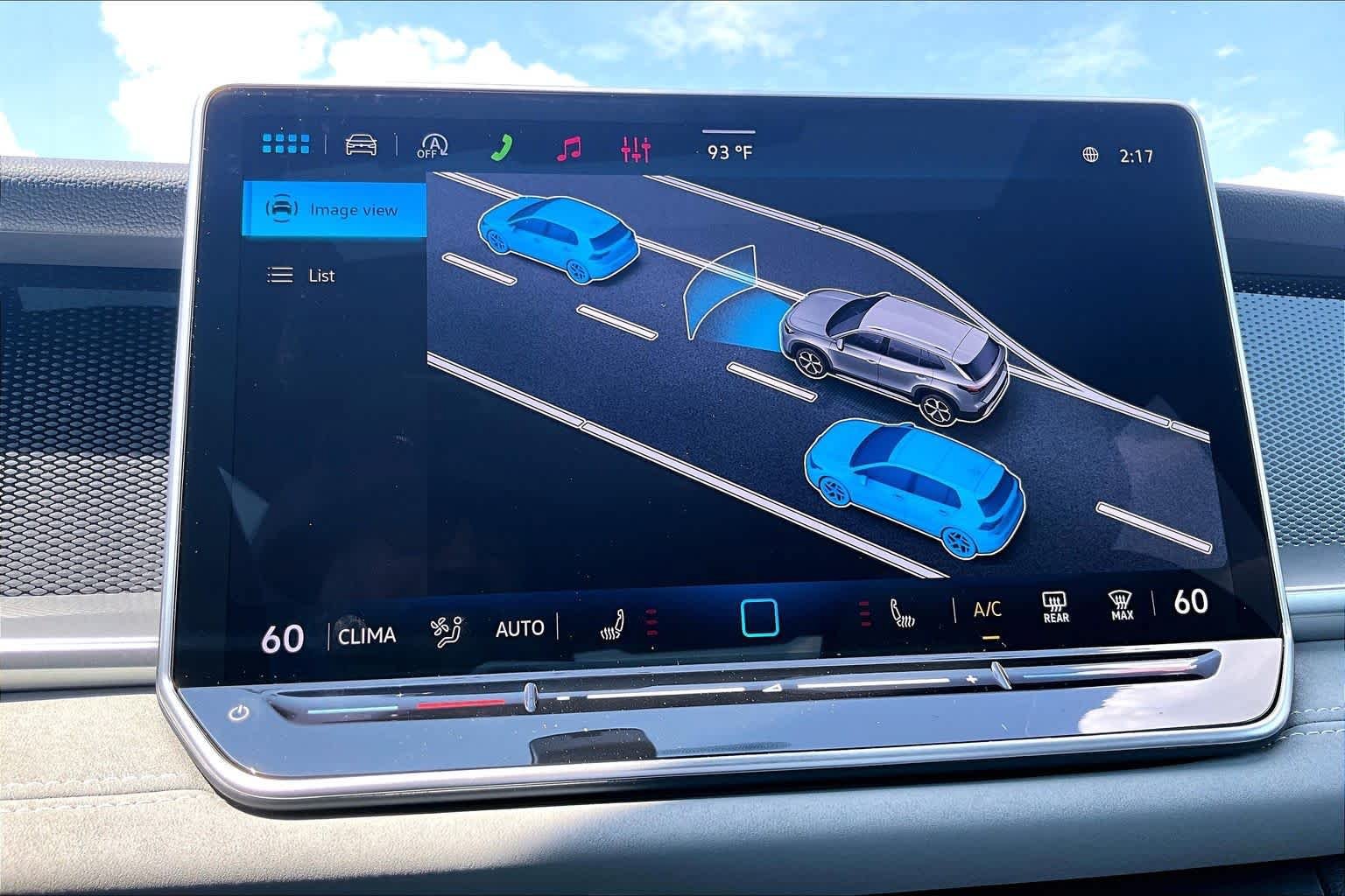 New 2026 Volkswagen Tiguan SE R-Line FWD image 19