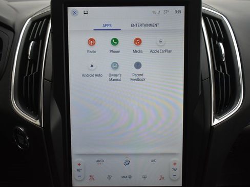 Used 2024 Ford Edge Titanium image 25