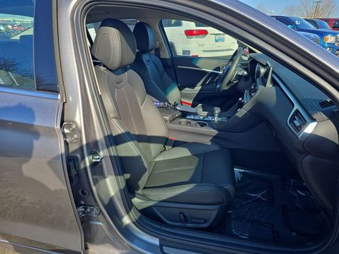 New 2026 Genesis G70 2.5T AWD/4WD image 24