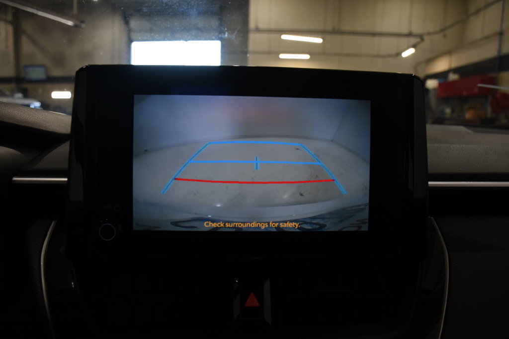 Used 2025 Toyota Corolla LE FWD image 20