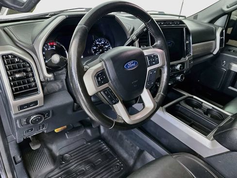 Used 2022 Ford F350 Lariat w/ Lariat Ultimate Package AWD/4WD image 30