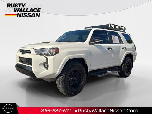 Used 2021 Toyota 4Runner Venture w/ Moonroof Package AWD/4WD image 1