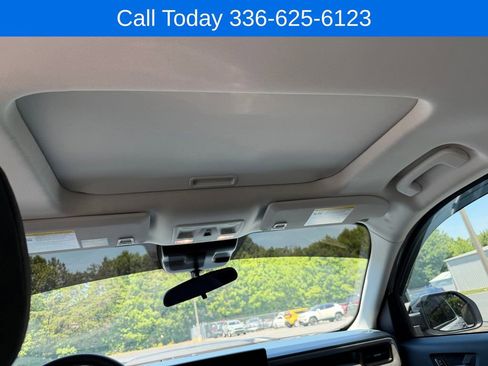 Used 2025 Ford Maverick XLT w/ XLT Luxury Package AWD/4WD image 13