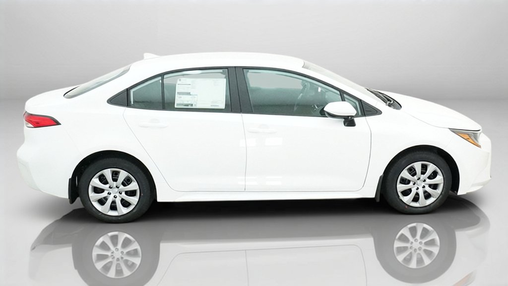 New 2027 Toyota Corolla LE FWD image 14