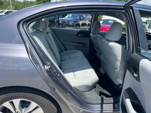 Used 2015 Honda Accord LX image 26