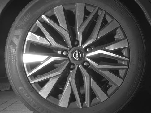 Used 2025 Nissan Altima 2.5 SV image 15