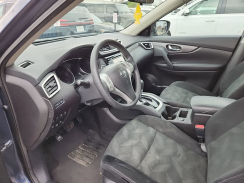 Used 2016 Nissan Rogue SV w/ SV Premium Package image 13