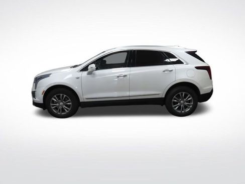 Certified 2023 Cadillac XT5 Premium Luxury w/ Technology Package image 2