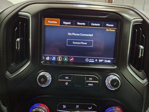 Used 2021 GMC Sierra 1500 AT4 w/ AT4 Premium Package AWD/4WD image 59