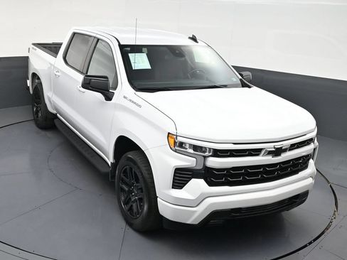 Used 2022 Chevrolet Silverado 1500 RST RWD image 17