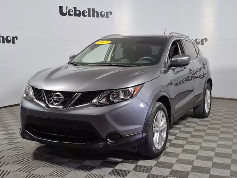 Used 2017 Nissan Rogue Sport SV image 3