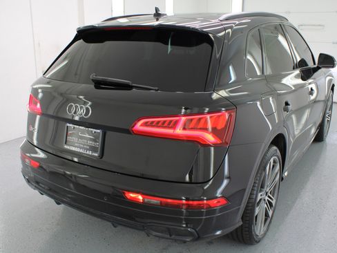 Used 2019 Audi SQ5 Premium Plus w/ Premium Plus Package image 9