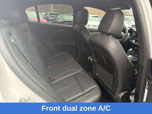 Used 2024 Alfa Romeo Stelvio Sprint image 31