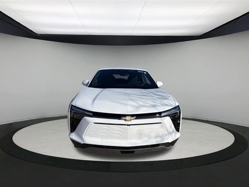 New 2026 Chevrolet Blazer EV LT AWD/4WD image 2