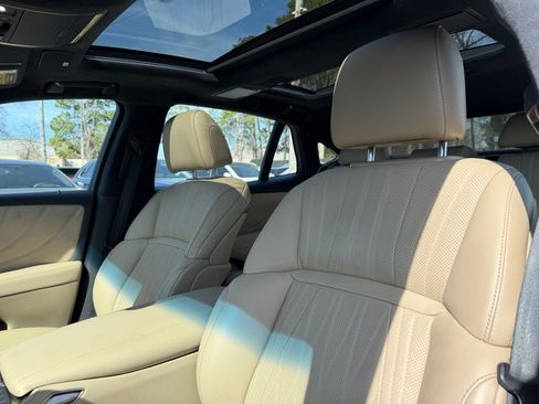 Used 2022 Lexus LS 500 w/ Interior Upgrade Package image 11