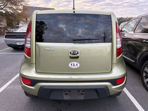 Used 2013 Kia Soul + image 6