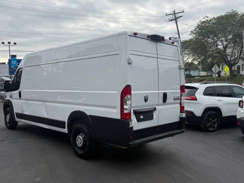Used 2022 RAM ProMaster 3500 w/ Driver Convenience Group FWD image 3