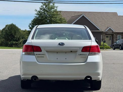 Used 2013 Subaru Legacy 2.5i AWD/4WD image 7