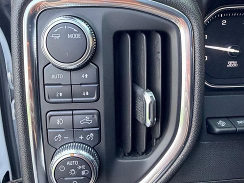 Used 2023 GMC Sierra 2500 Denali w/ Denali Ultimate Package AWD/4WD image 14